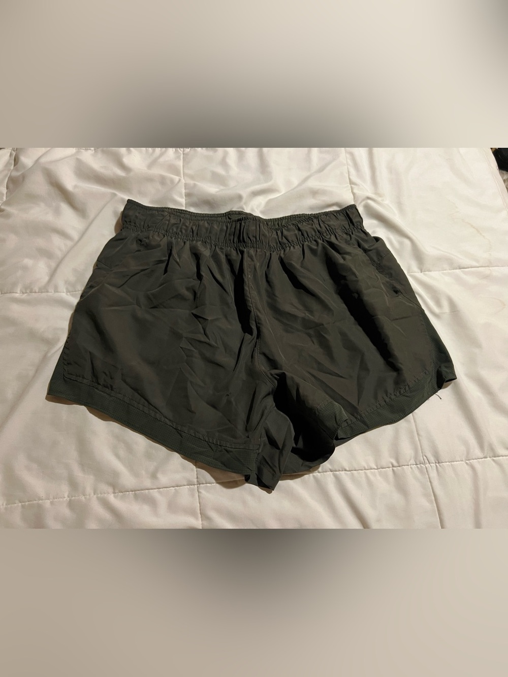 Women’s Lightweight Elastic Waist Shorts - Dark Olive